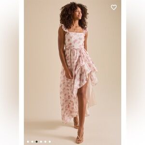 New with tags Altar’d State Kelsey Floral Maxi Dress